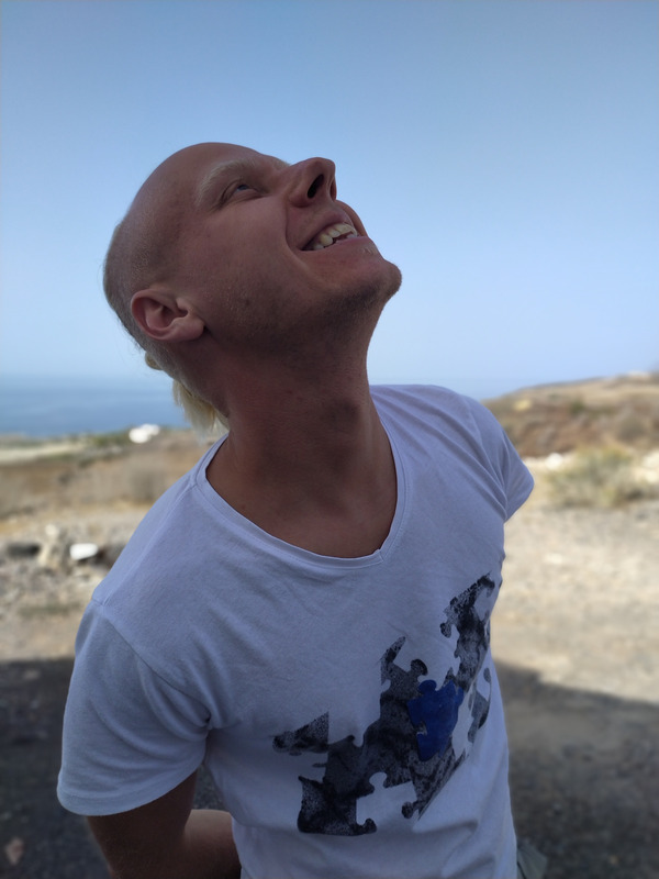 Drummer Siim Koppel thanks you for purchasing the Hangtrummi album 
